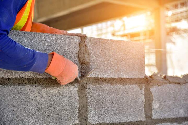 Construction mur briques Nice